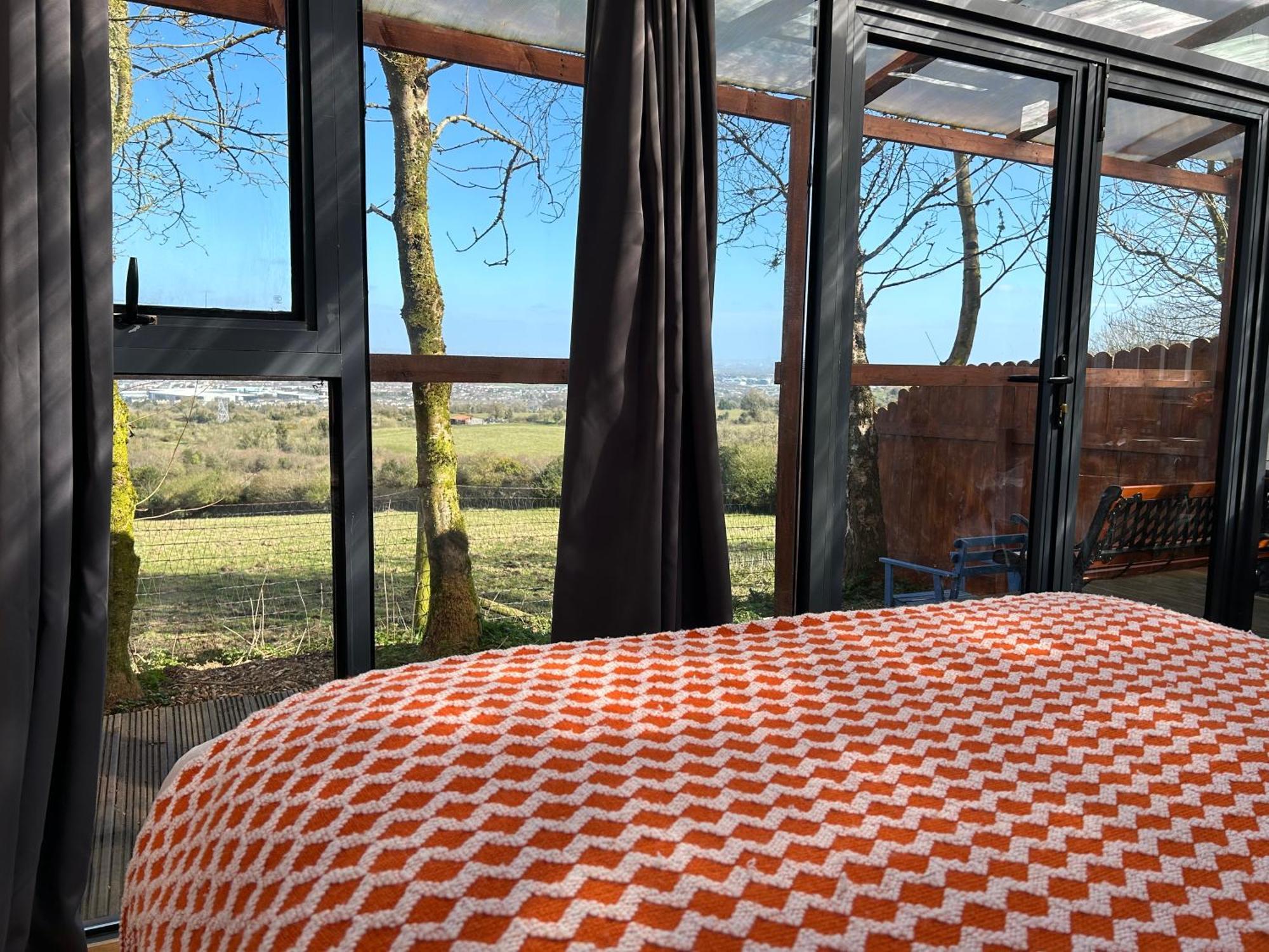 Sky Gazer Cabin In The Woods Dublin Exterior foto